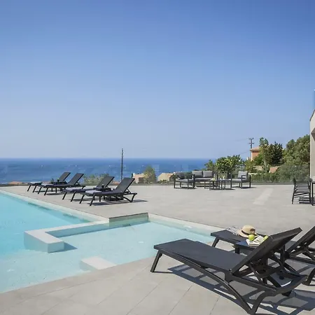 וילה Sleeps 6 Pool Wifi *